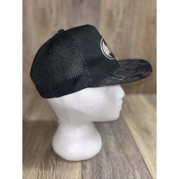 Batman Truckers Hat Cap Black Camo Chrome Bat Symbol Snapback Adjustable OSFM - Picture 4 of 9